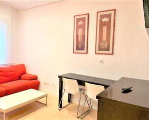 Sala d'estar de Apartament de lloguer en Bilbao  amb Calefacció