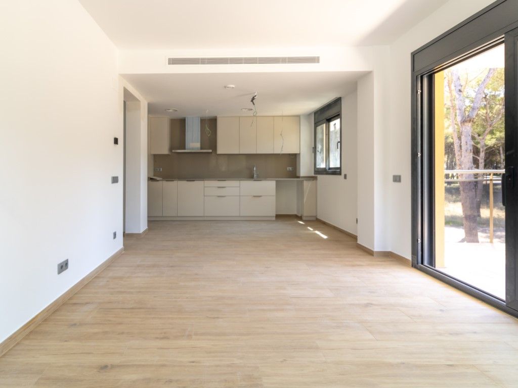 Flat for sale in Calle De La Torre Mora, 33, Pals