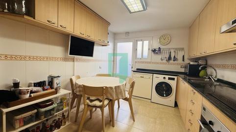 Foto 3 de Casa adosada en venda a Bonavista, Badalona