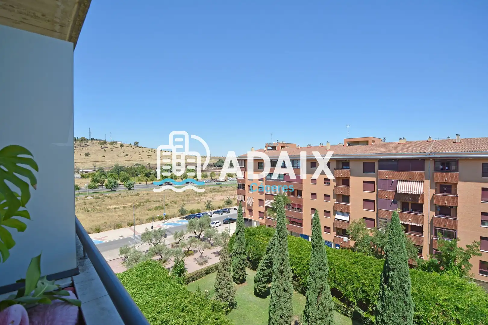 Exterior view of Flat for sale in Cáceres  with Air Conditioner, Heating and Terrace