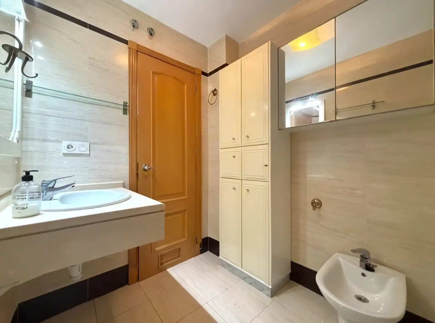 Flat with terrace for sale in Calle Almirante Carranza, imagen 17