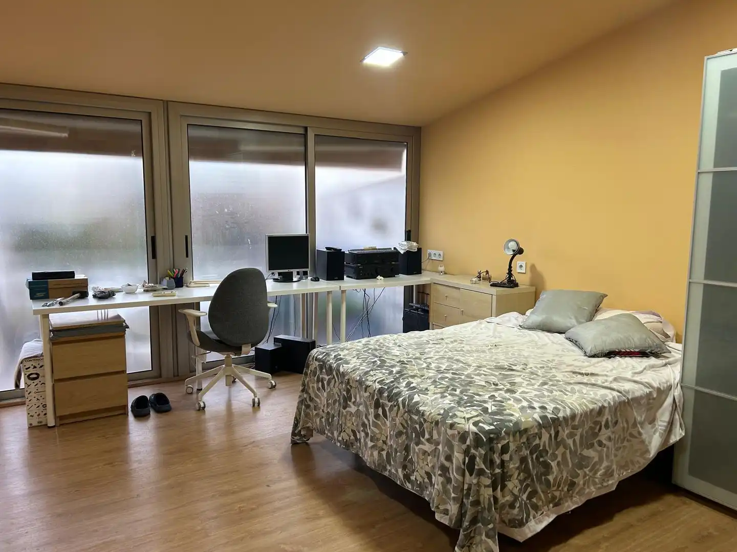 Habitación de Casa adosada en venta en Barberà del Vallès con Calefacción, Jardín privado y Terraza