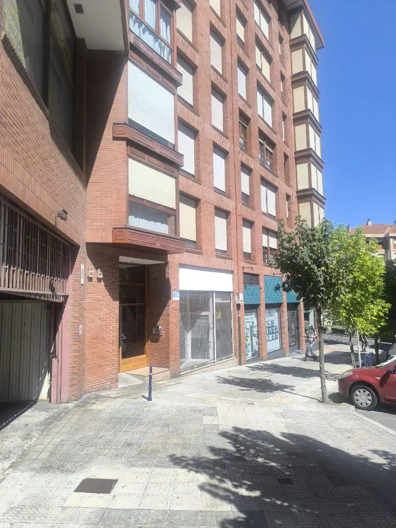 Aparcamiento en venta en Julio Gutierrez Lumbreras Kalea 2