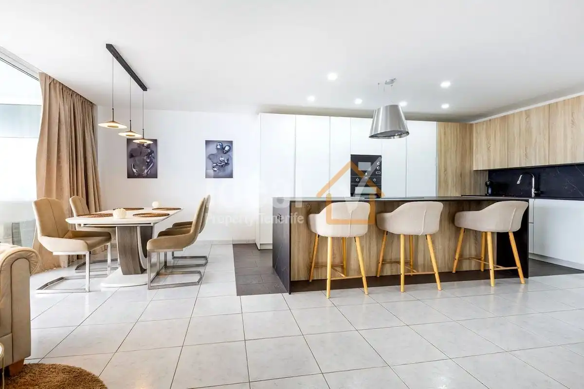 Apartment with pool for sale in Costa Adeje, imagen 4