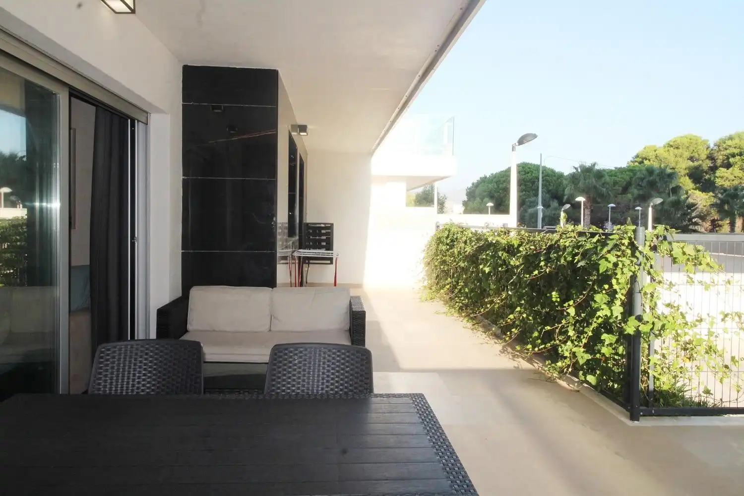 Terrasse von Wohnung zum Verkauf in Oropesa del Mar / Orpesa mit Klimaanlage, Privatgarten und Terrasse