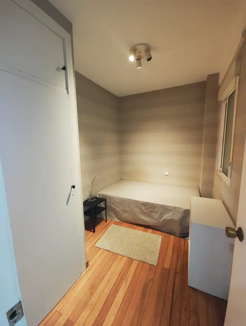 Flat for rent in Avenida de Lugo, Ensanche - Sar
