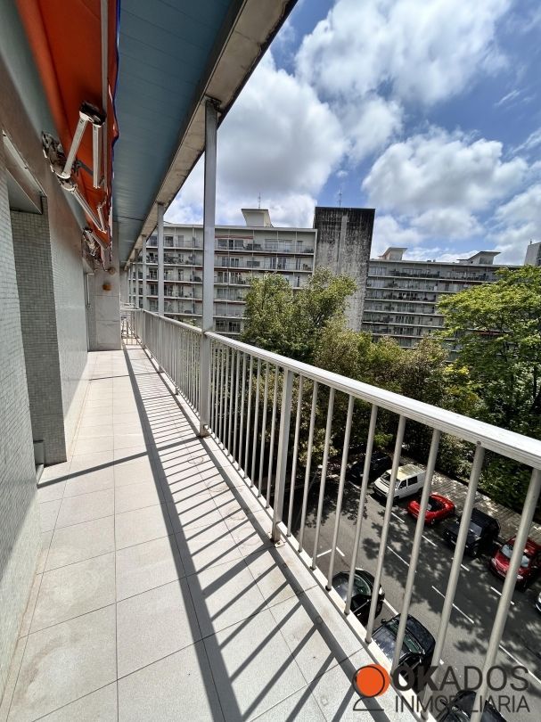 Terrassa de Pis en venda en Donostia - San Sebastián  amb Calefacció, Terrassa i Balcó