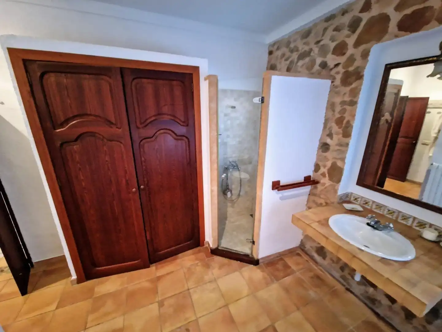 Bathroom of Houses for rent in Vilafranca de Bonany  with Air Conditioner, Heating and Terrace