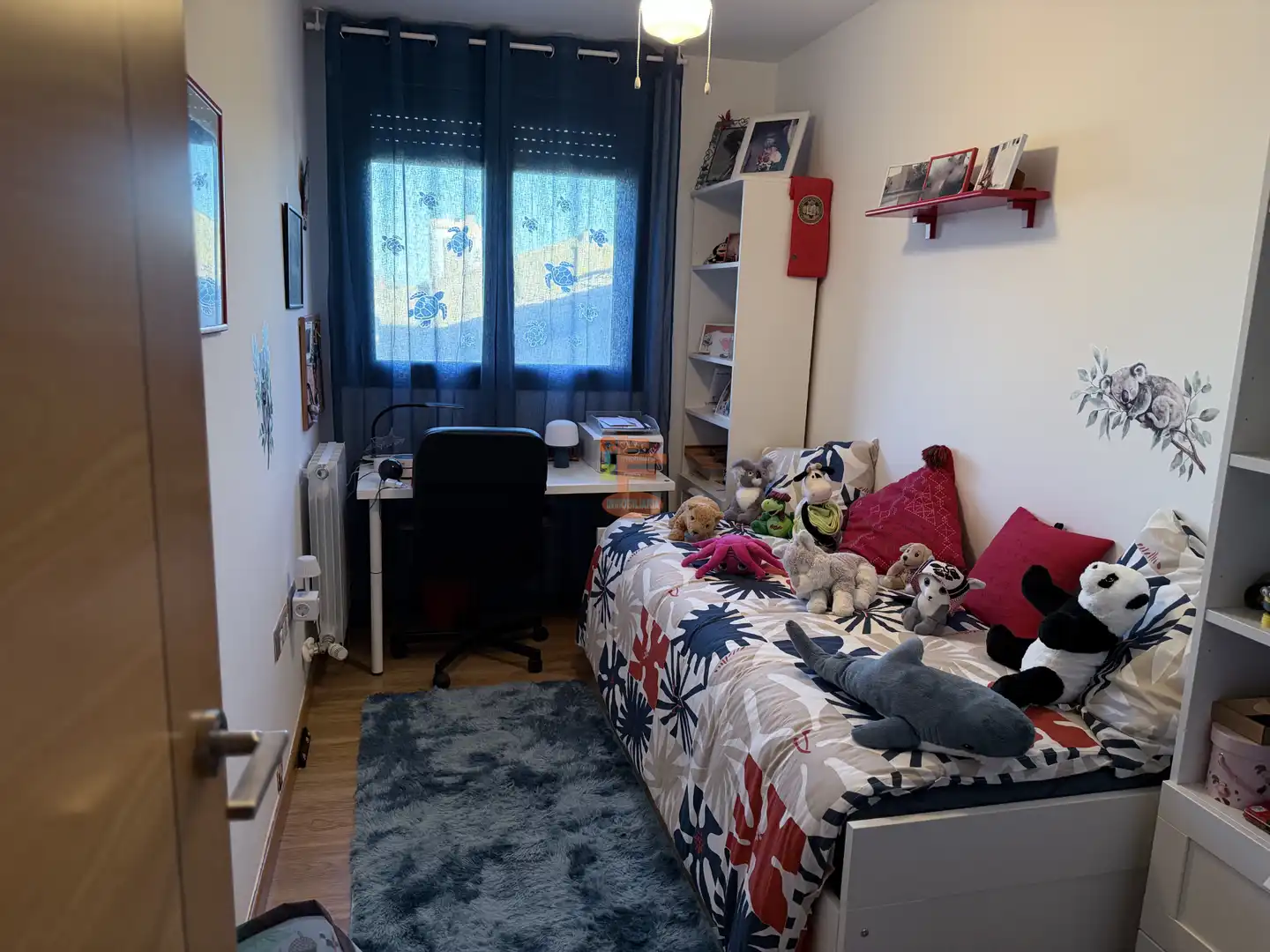 Bedroom of Houses for sale in Zaragoza  with Air Conditioner, Heating and Private garden