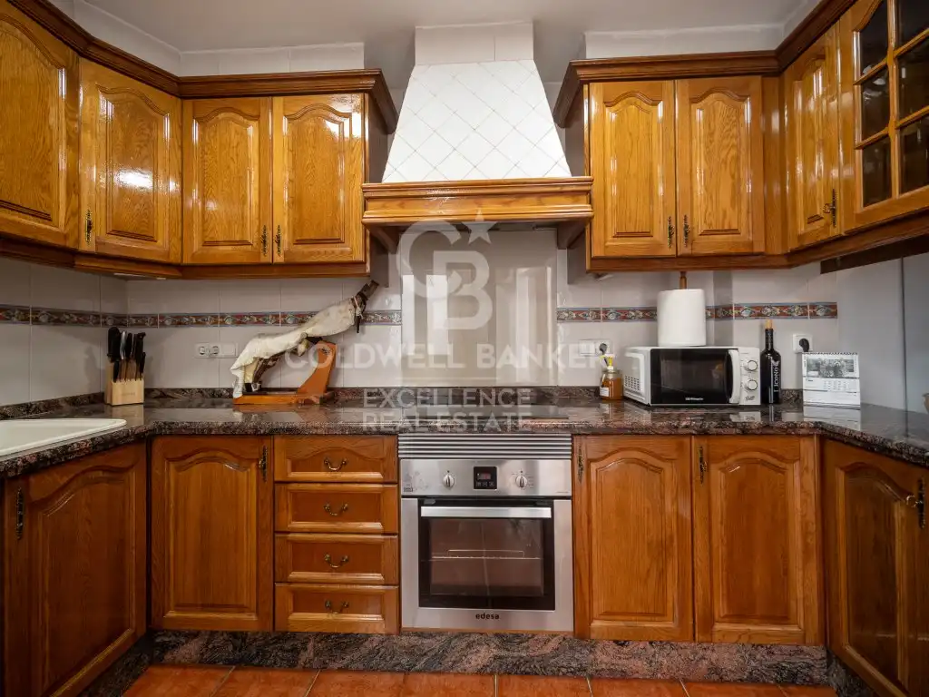 Houses for sale in Oliva pueblo