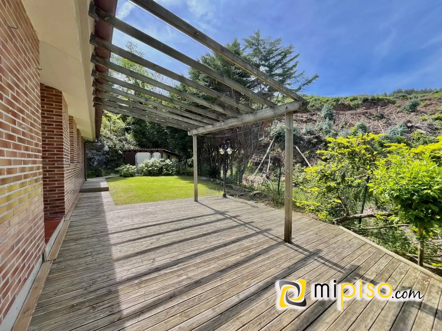 Terraza de Casa o chalet en venta en Limpias con Jardín privado