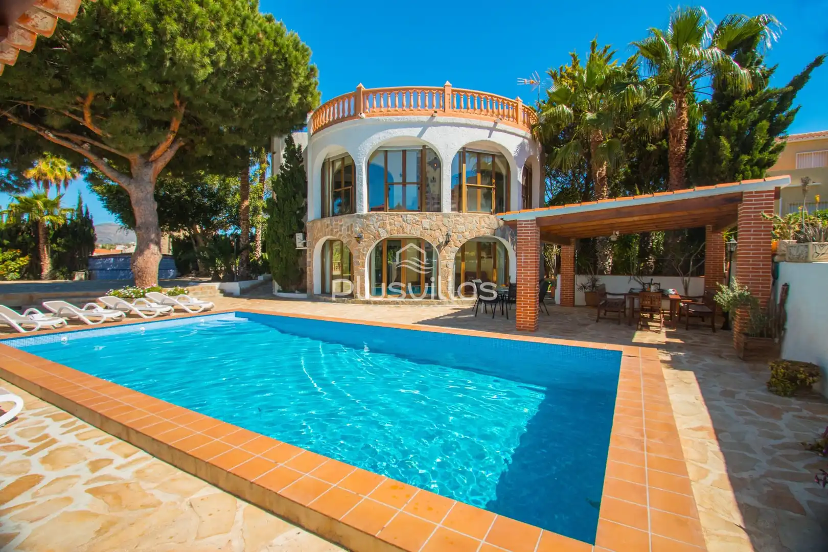 House for sale in La Caleta - La Calalga -  Les Bassetes