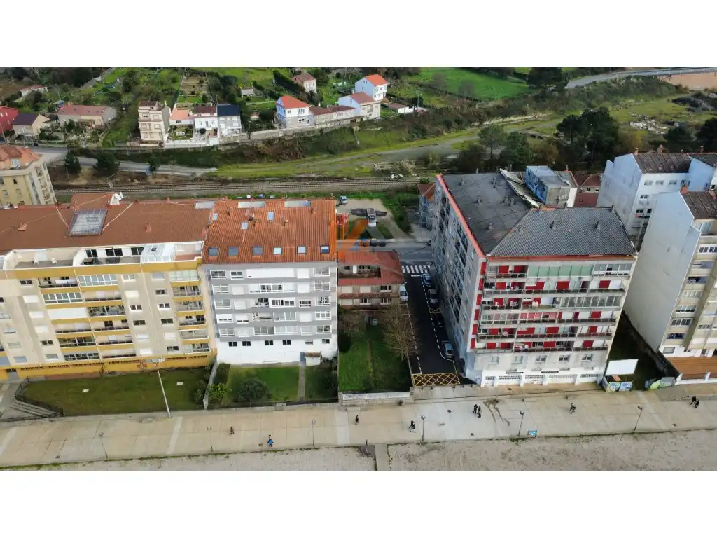 Piso con ascensor en venta en Avenida Rosalia De Castro, imagen 9