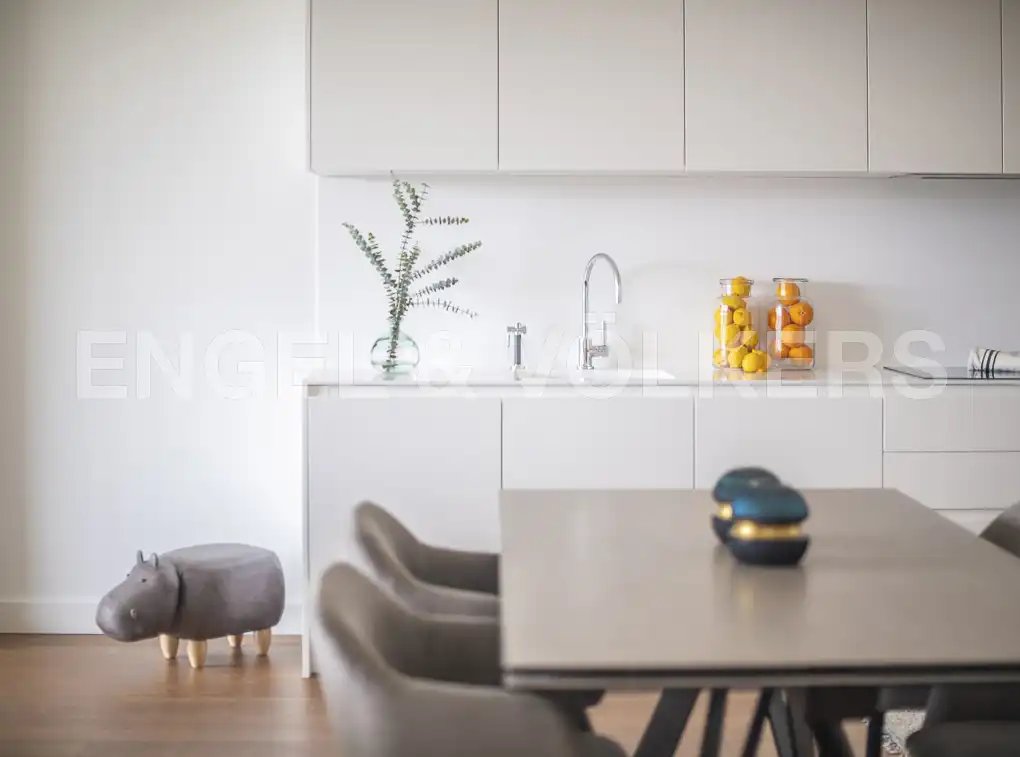 Cocina de Piso de alquiler en Barcelona con Aire acondicionado, Calefacción y Piscina