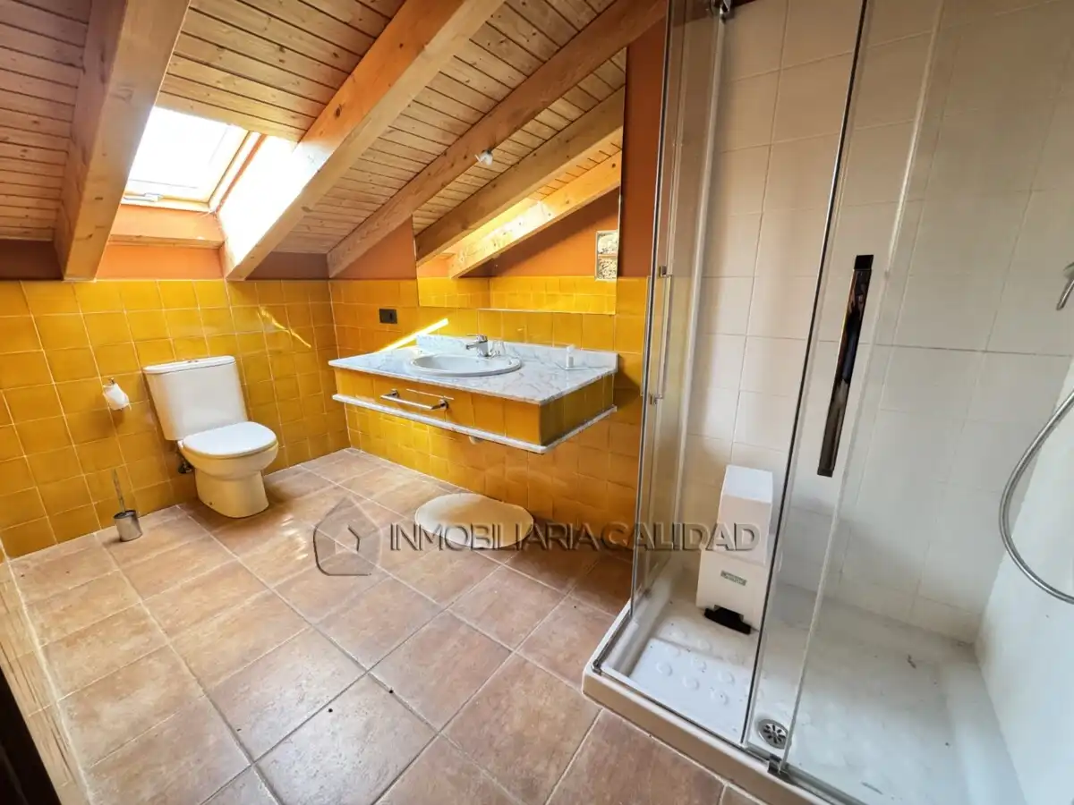 Baño de Casa o chalet en venta en Burgos con Calefacción
