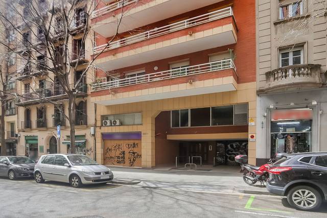 Local comercial en Venta en Carrer de Roger de Flor en El Camp d'en Grassot i Gràcia Nova