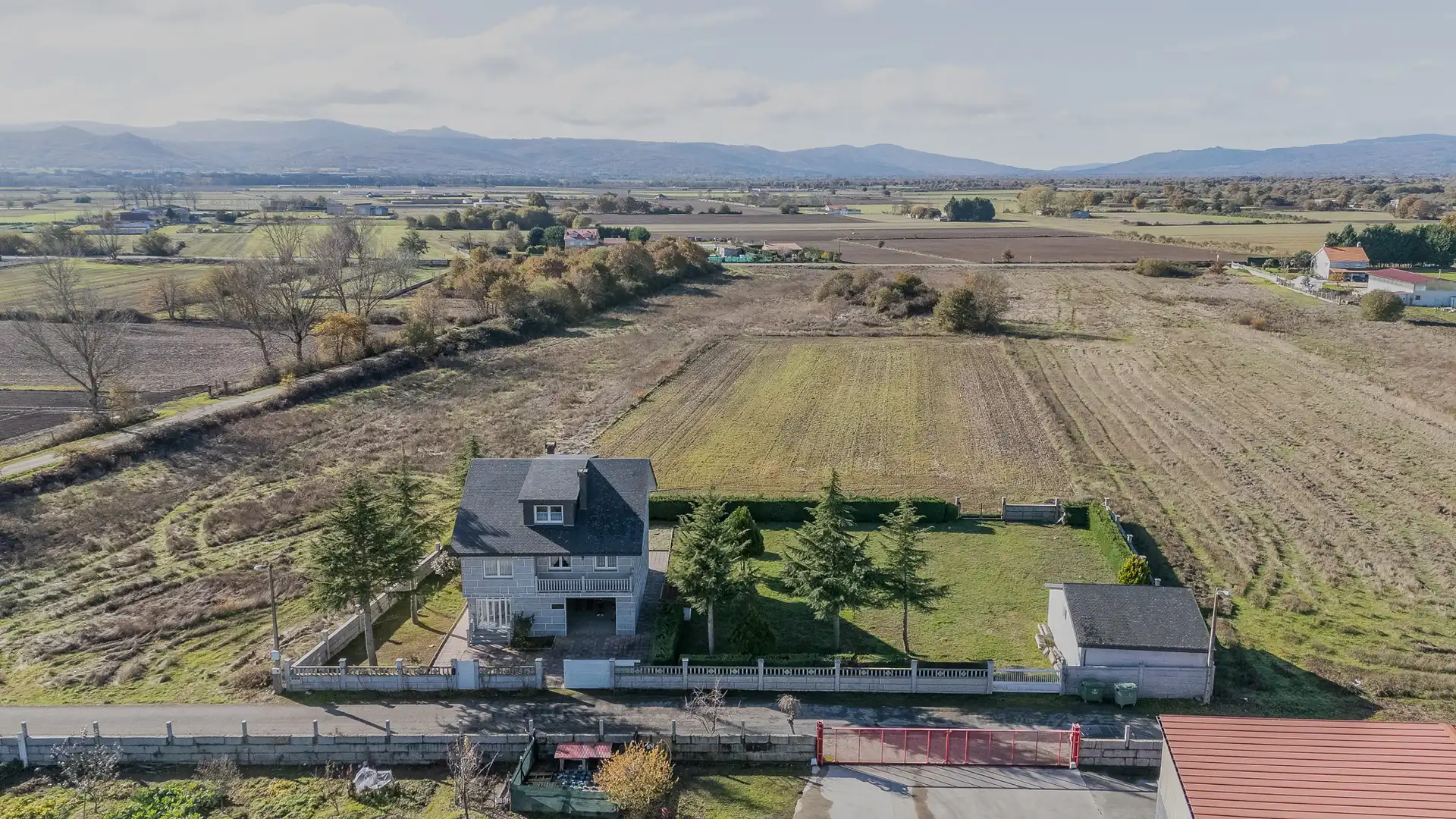 Villa con piscina in vendita a Xinzo de Limia, imagen 3