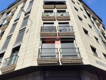 Business premises to rent in Couto