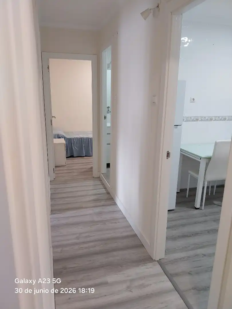 Piso de alquiler en Oviedo  con Calefacción, Parquet y Terraza