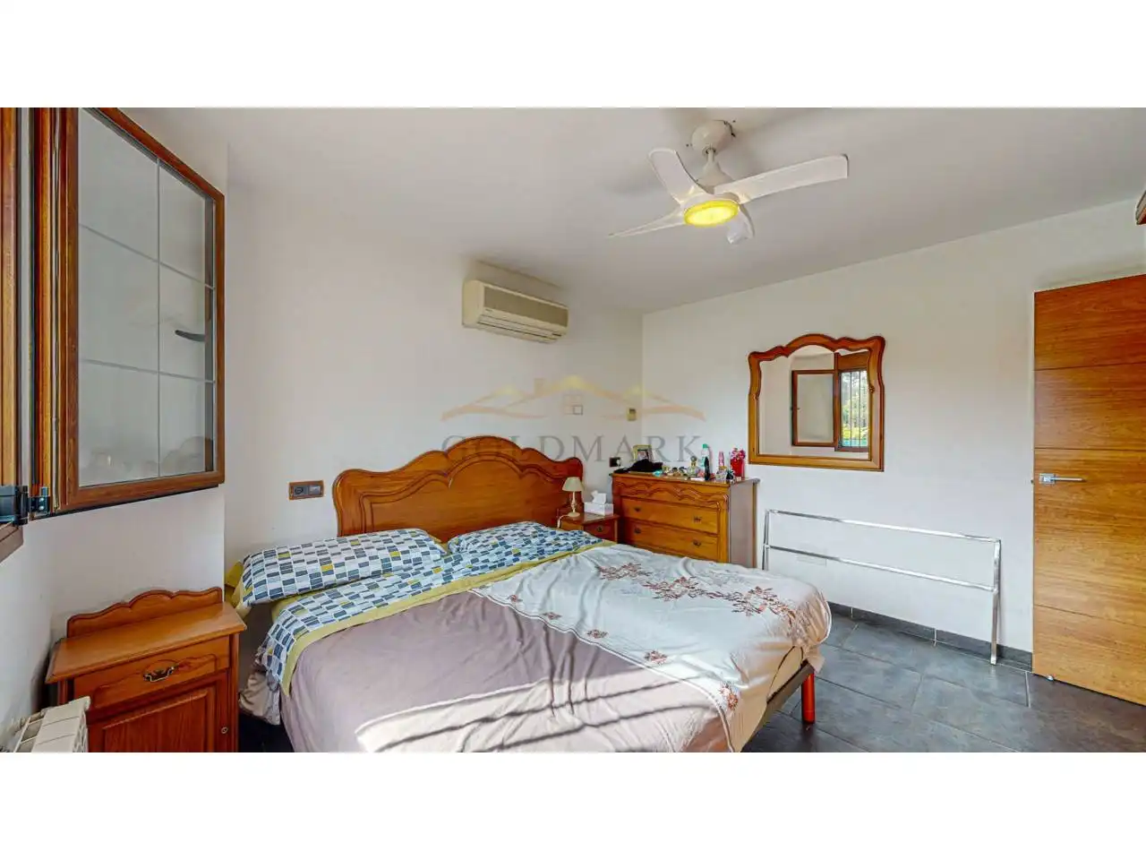 Casa adosada en venda a Calle Sacrament, 23, Corbera de Llobregat