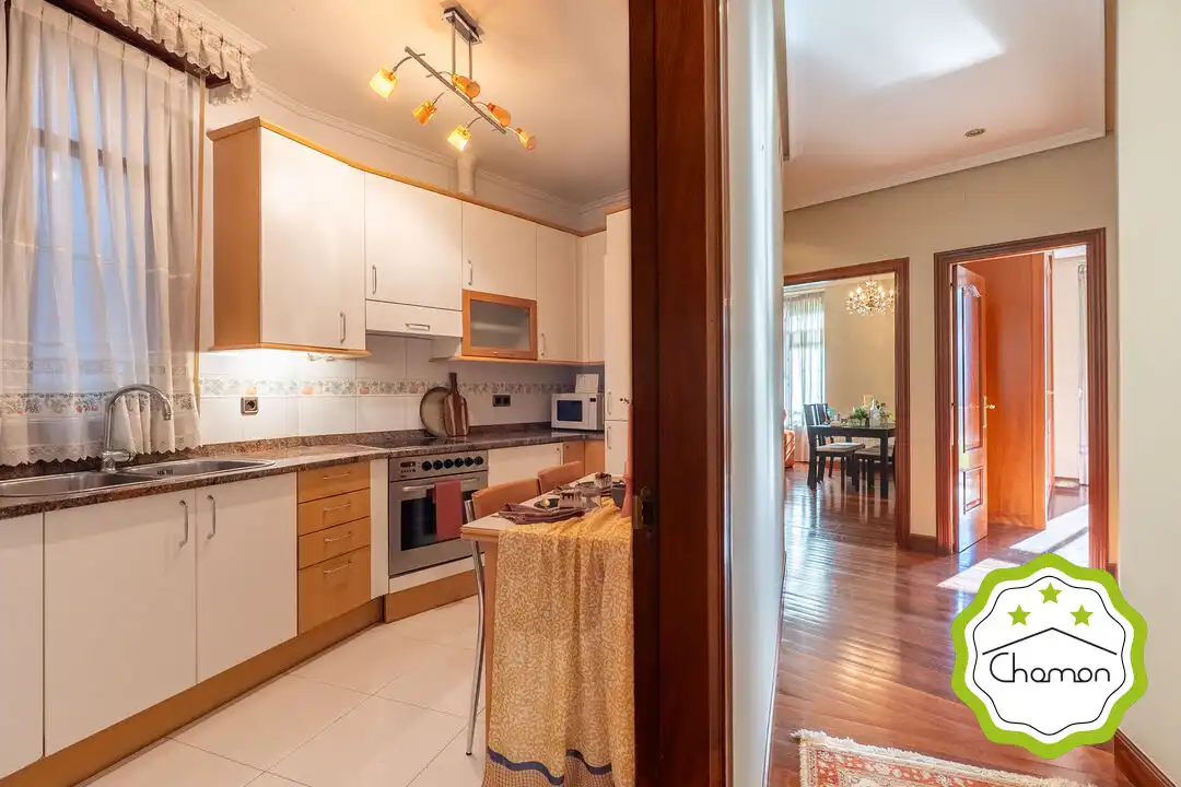 Cocina de Piso en venta en Bilbao  con Calefacción y Balcón