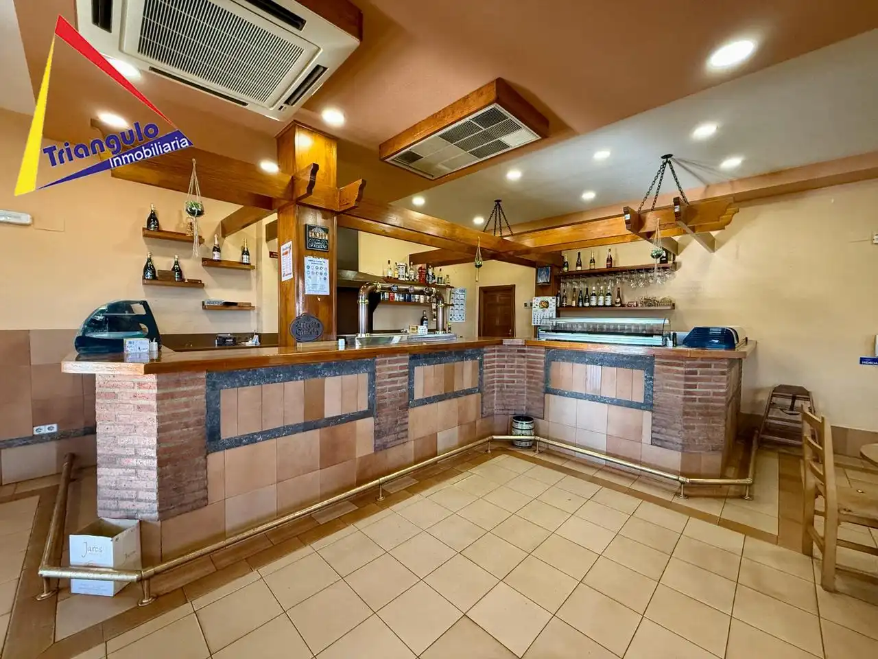 Casa o xalet en venda en Trescasas amb Aire condicionat, Terrassa i Moblat