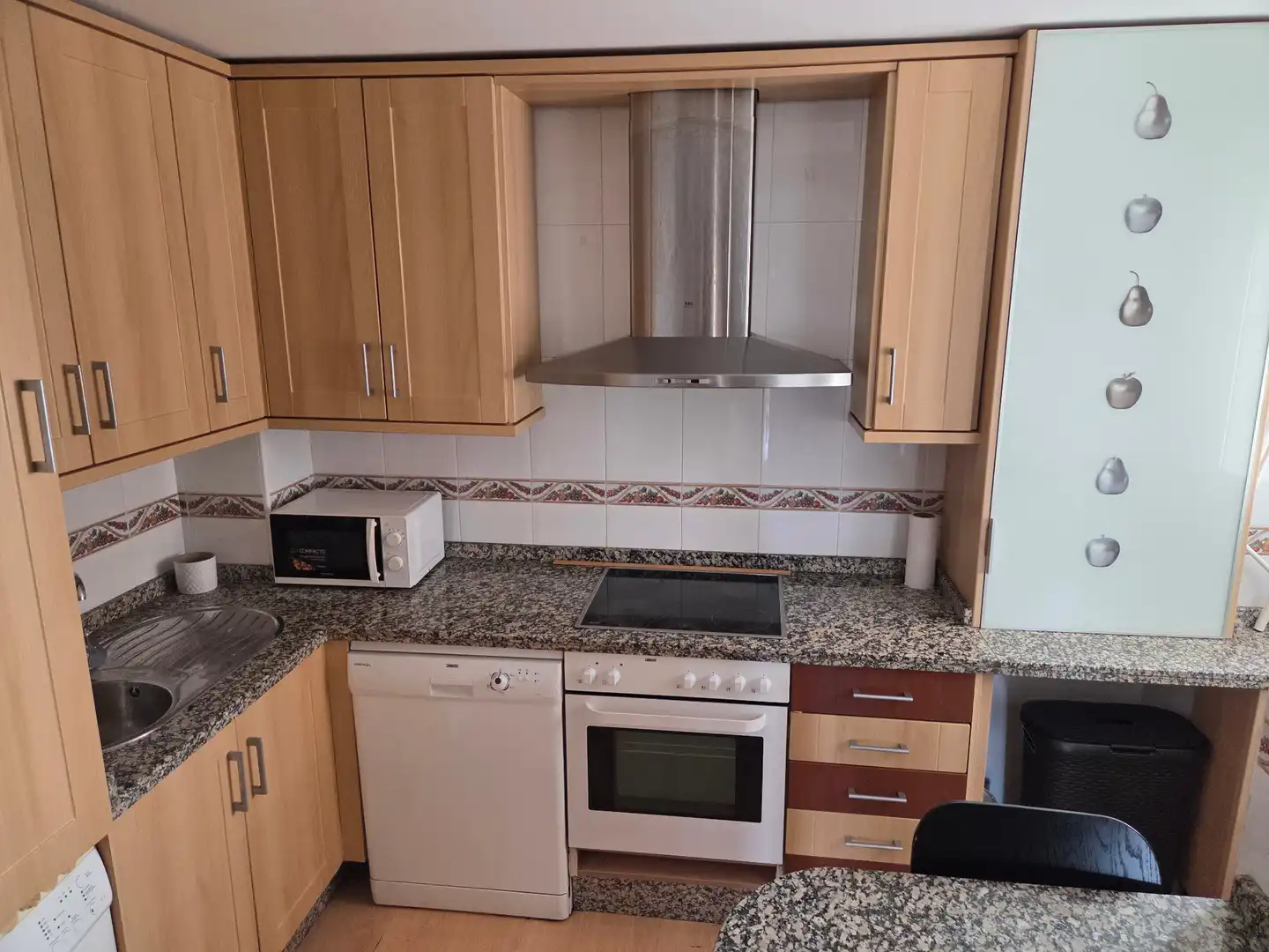 Küche von Wohnung zur Miete in Benalmádena mit Klimaanlage, Terrasse und Möbliert