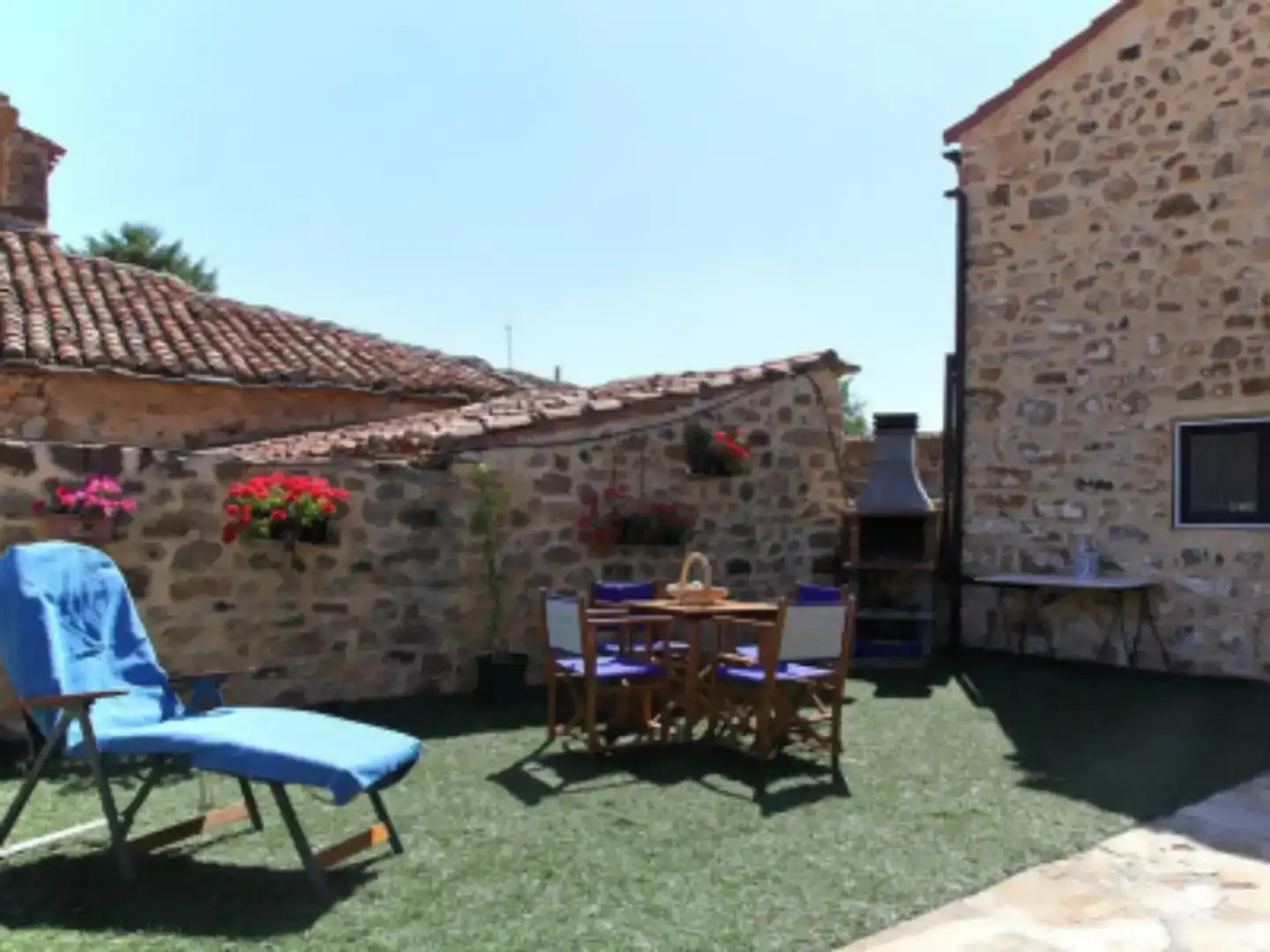 Terrace of Detached homes for sale in Almajano  with Furnished, Oven and Washing machine