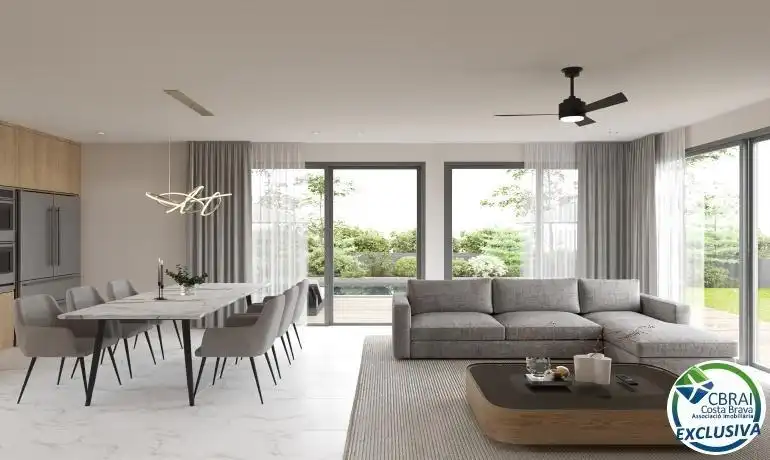 Casa con piscina en venta en Carrer de Huelva 10, imagen 4