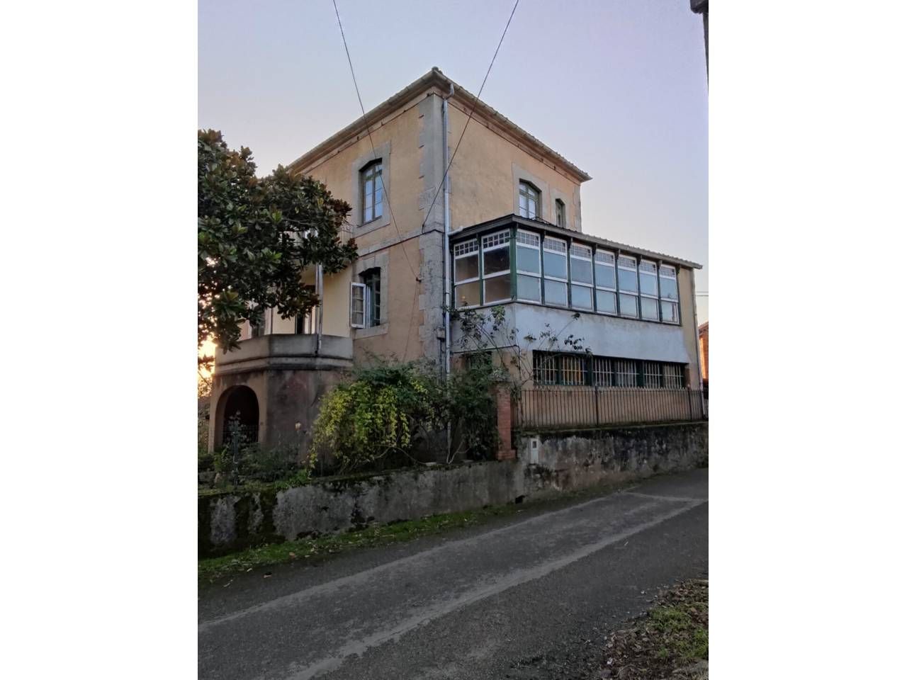 Exterior view of House or chalet for sale in Entrambasaguas  with Private garden