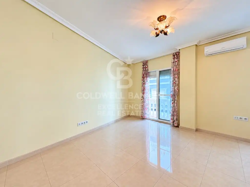 Terraza de Piso en venta en Valencia con Aire acondicionado, Terraza y Amueblado