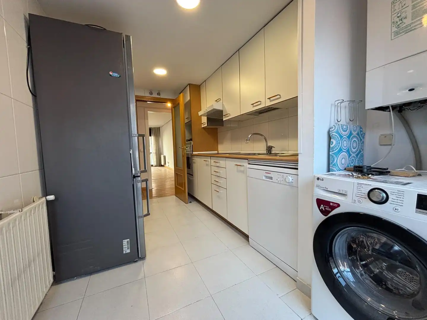 Kitchen of Flat for rent in Madrid  with Air Conditioner, Heating and Private garden
