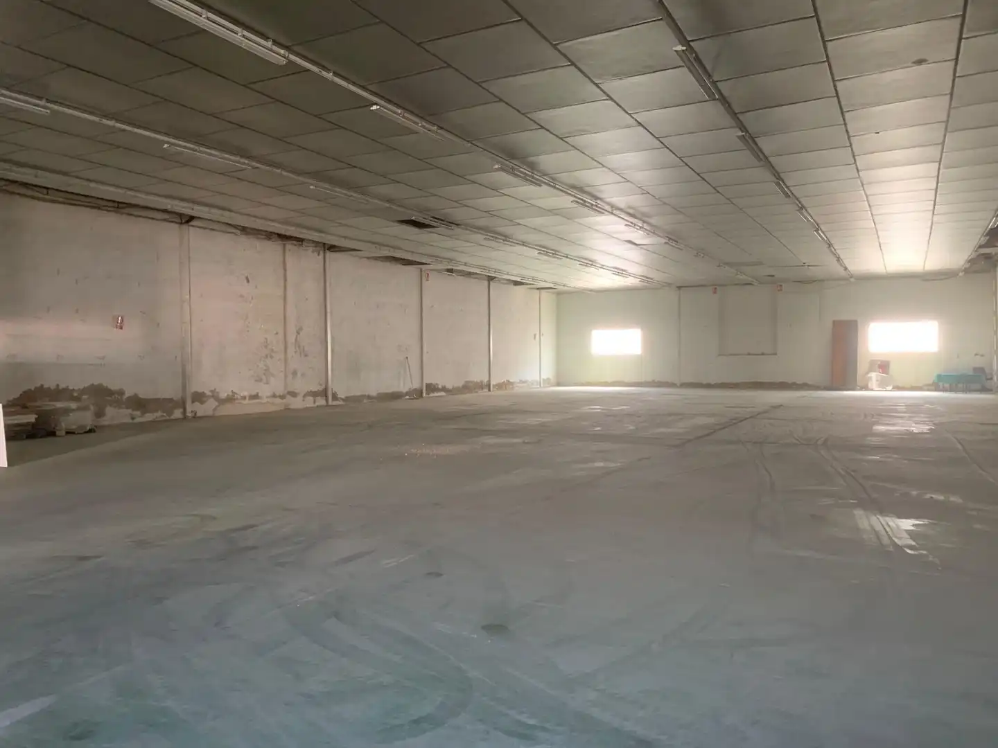 Fabrikhallen zur Miete in Murcia