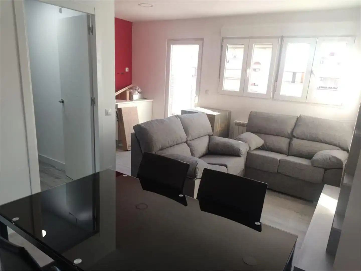 Wohnzimmer von Dachboden zur Miete in Rollo - Puente Ladrillo