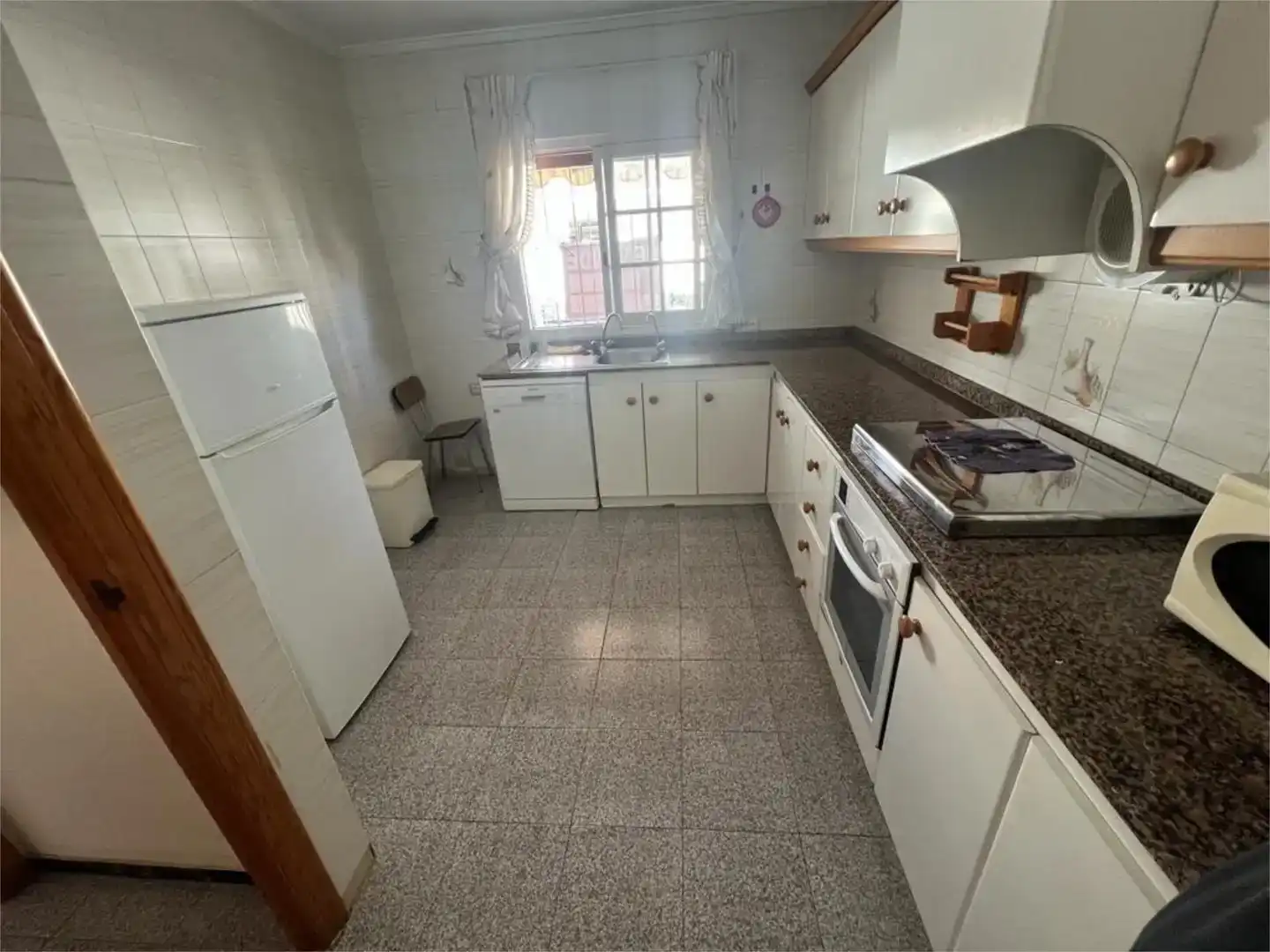 Cuina de Dúplex en venda en Santa Pola amb Aire condicionat, Jardí privat i Moblat
