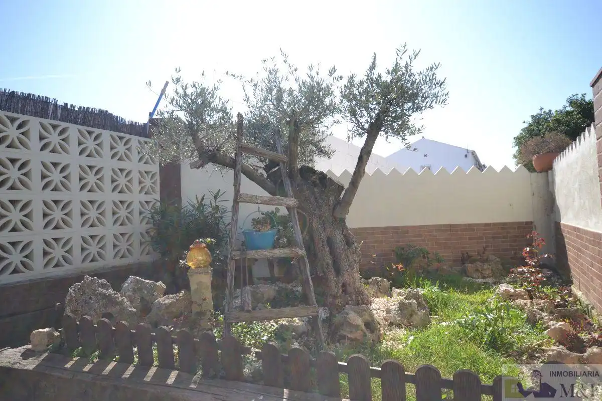 Jardín de Casa o chalet en venta en Palma del Río con Aire acondicionado, Calefacción y Trastero