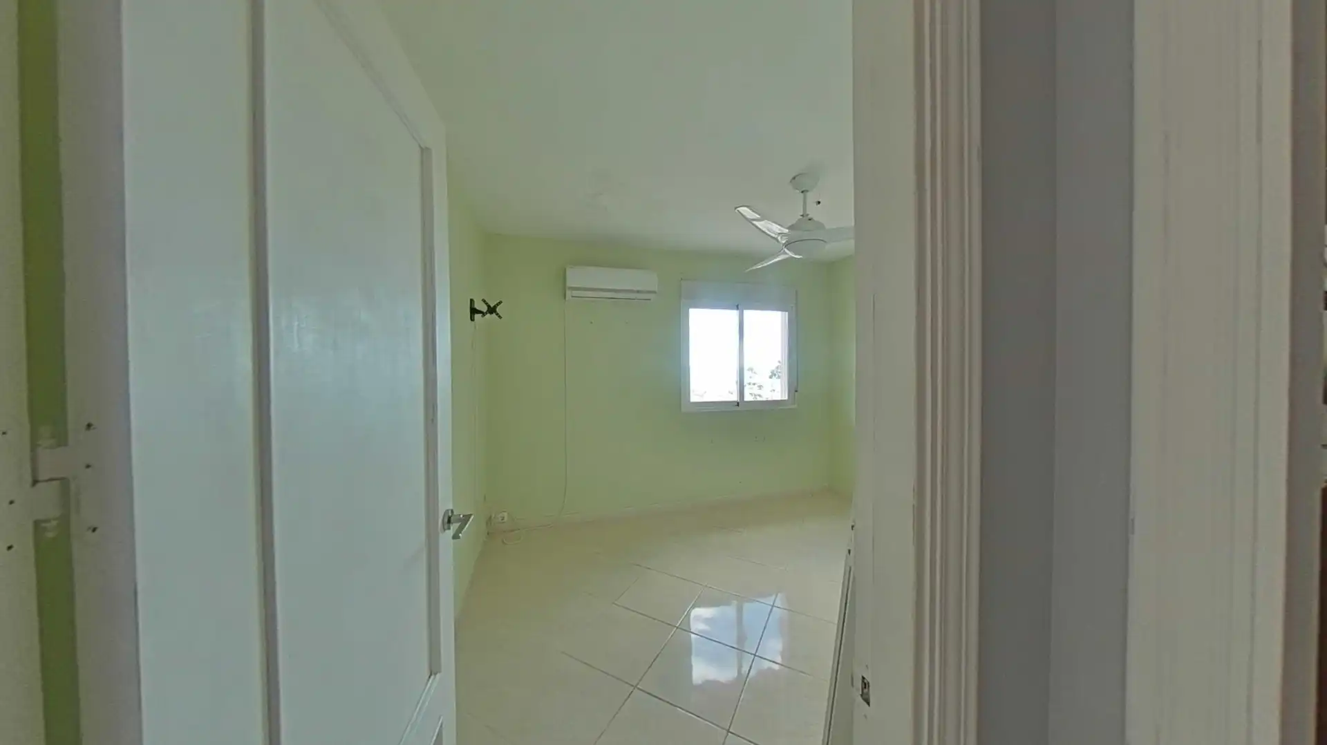 Habitación de Apartamento en venta en Peñíscola / Peníscola con Aire acondicionado, Terraza y Alarma