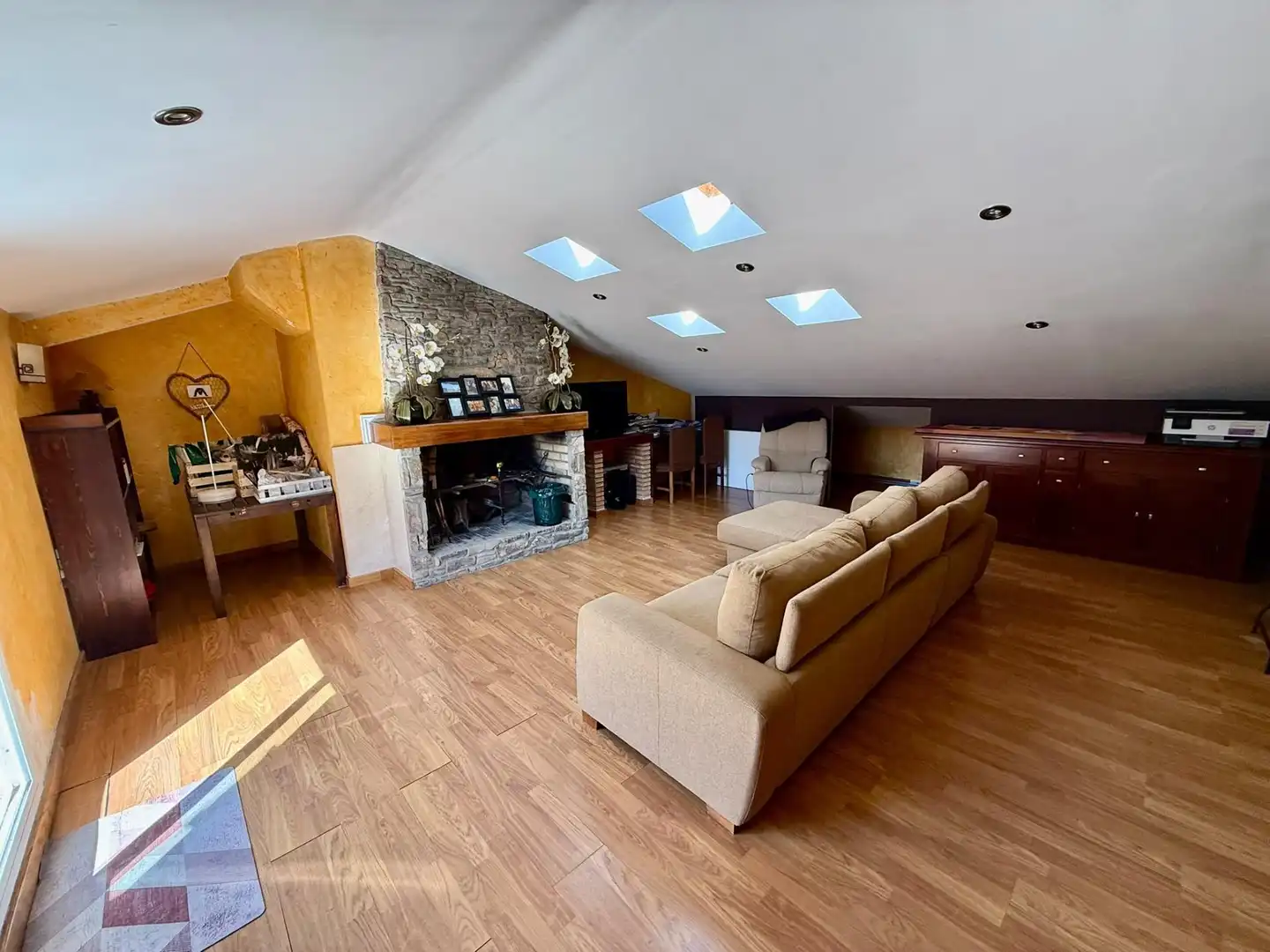 Sala d'estar de Dúplex en venda en Santa Margarida de Montbui amb Calefacció, Terrassa i Balcó