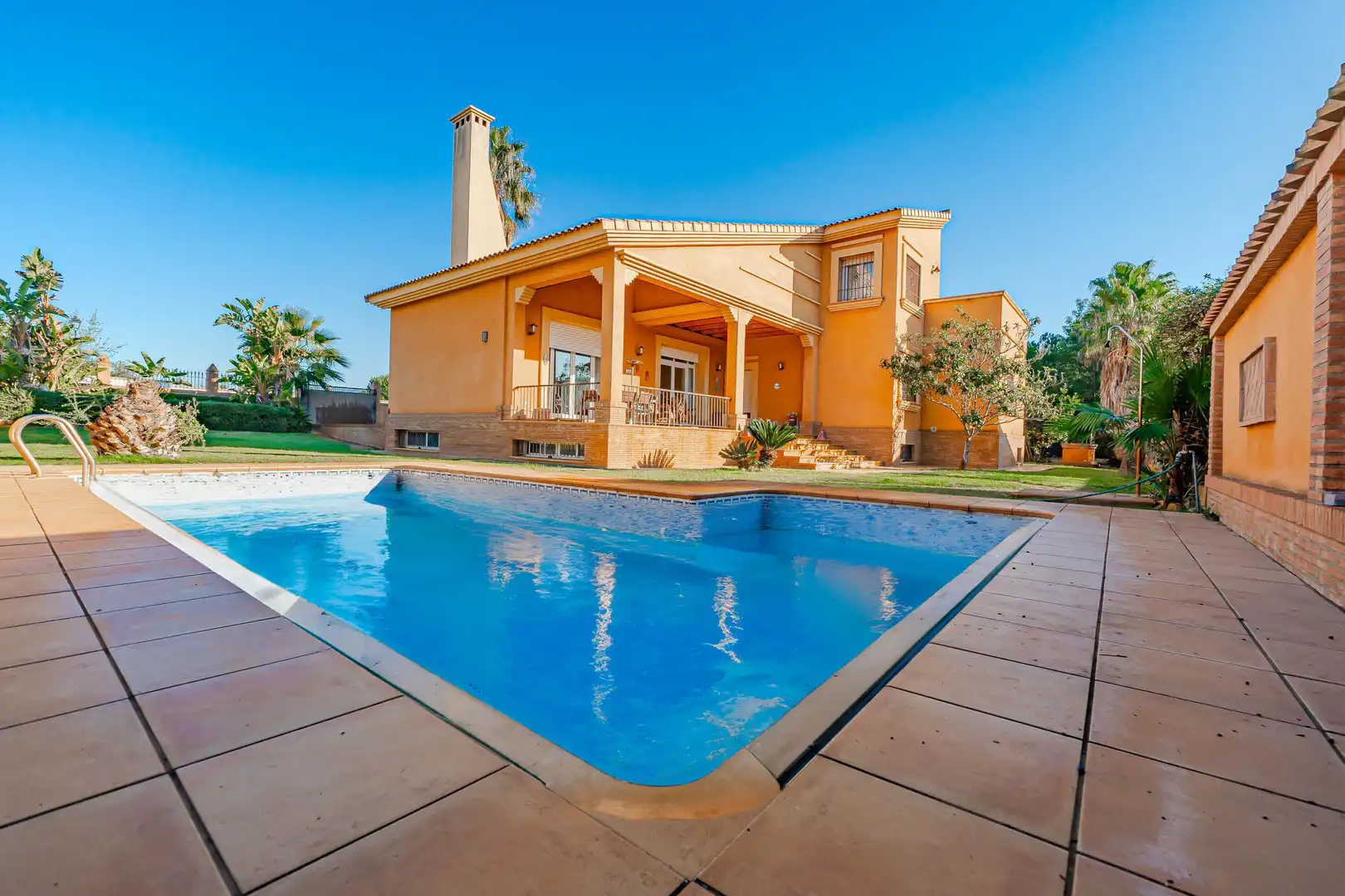 Chalet con piscina en venta en Dehesa - Monacilla, imagen 2