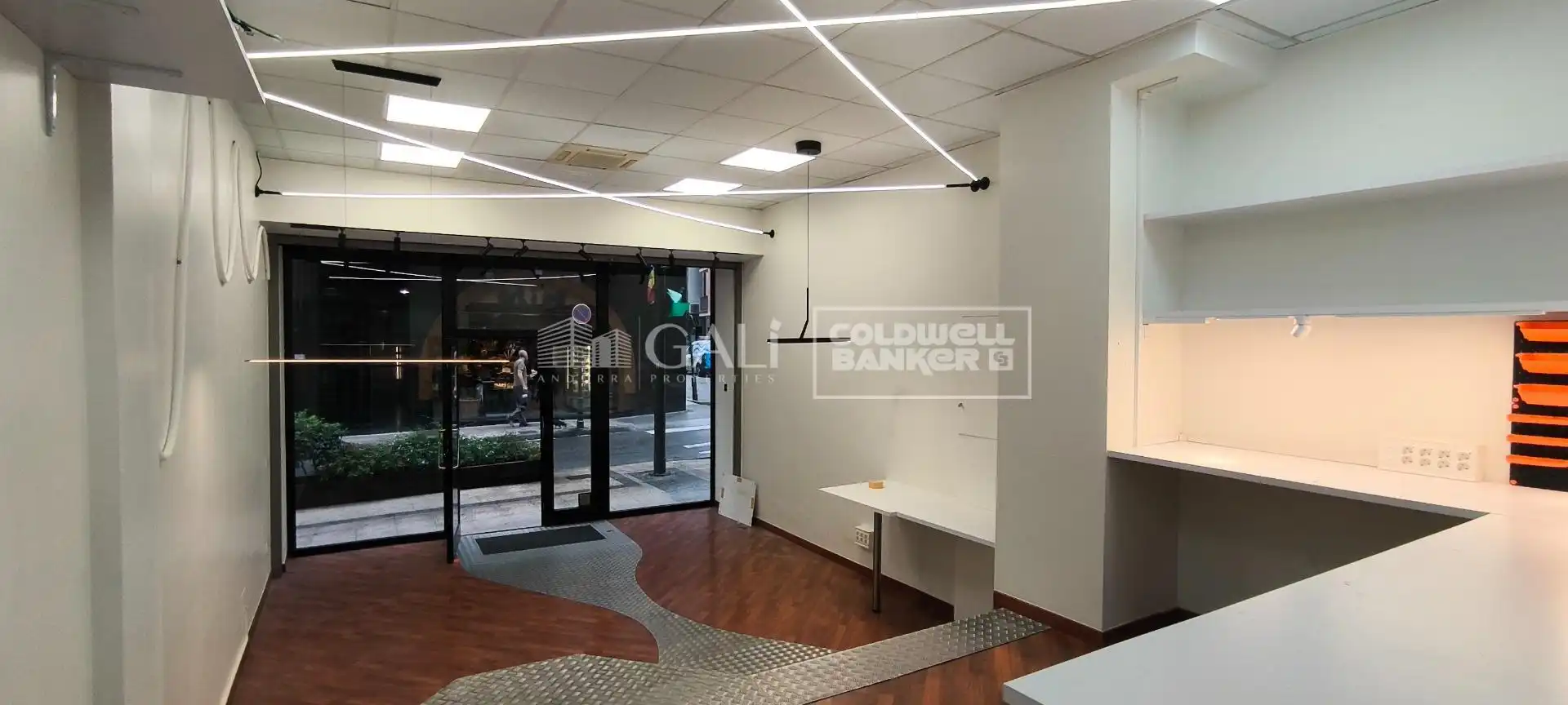 Local comercial de lloguer a Carrer Bonaventura Riberaygua 17