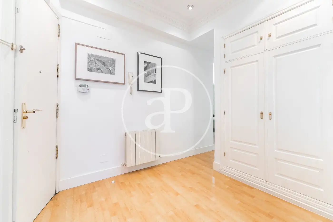 Flat for rent in Madrid  with Air Conditioner, Heating and Private garden