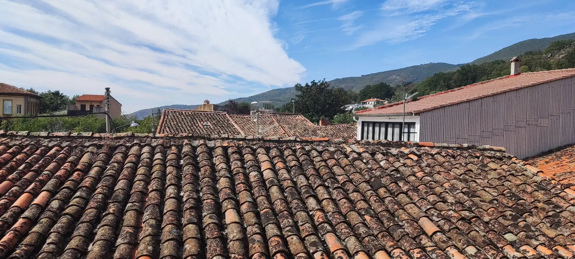 Exterior view of Houses for sale in Baños de Montemayor  with Air Conditioner, Balcony and Alarm