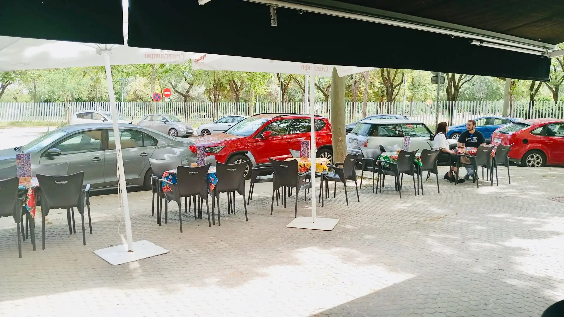 Geschaftsraum zur Miete in Avenida de la Mujer Trabajadora, 15, Pino Montano - Consolación , Norte