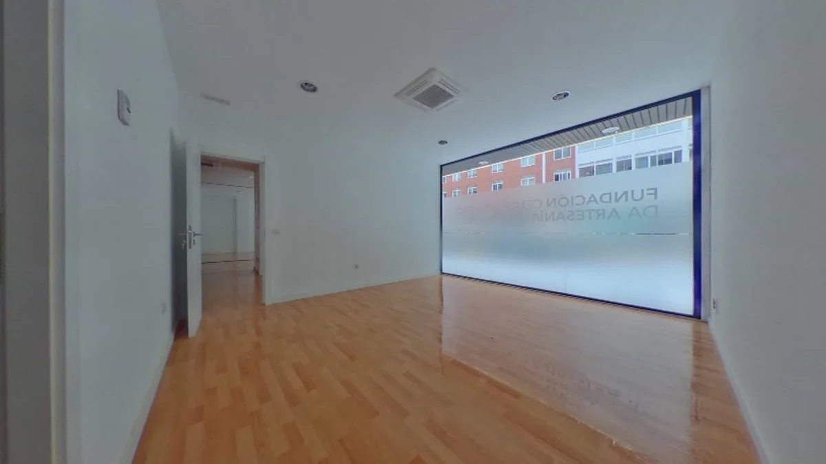 Premises for sale in Santiago de Compostela 
