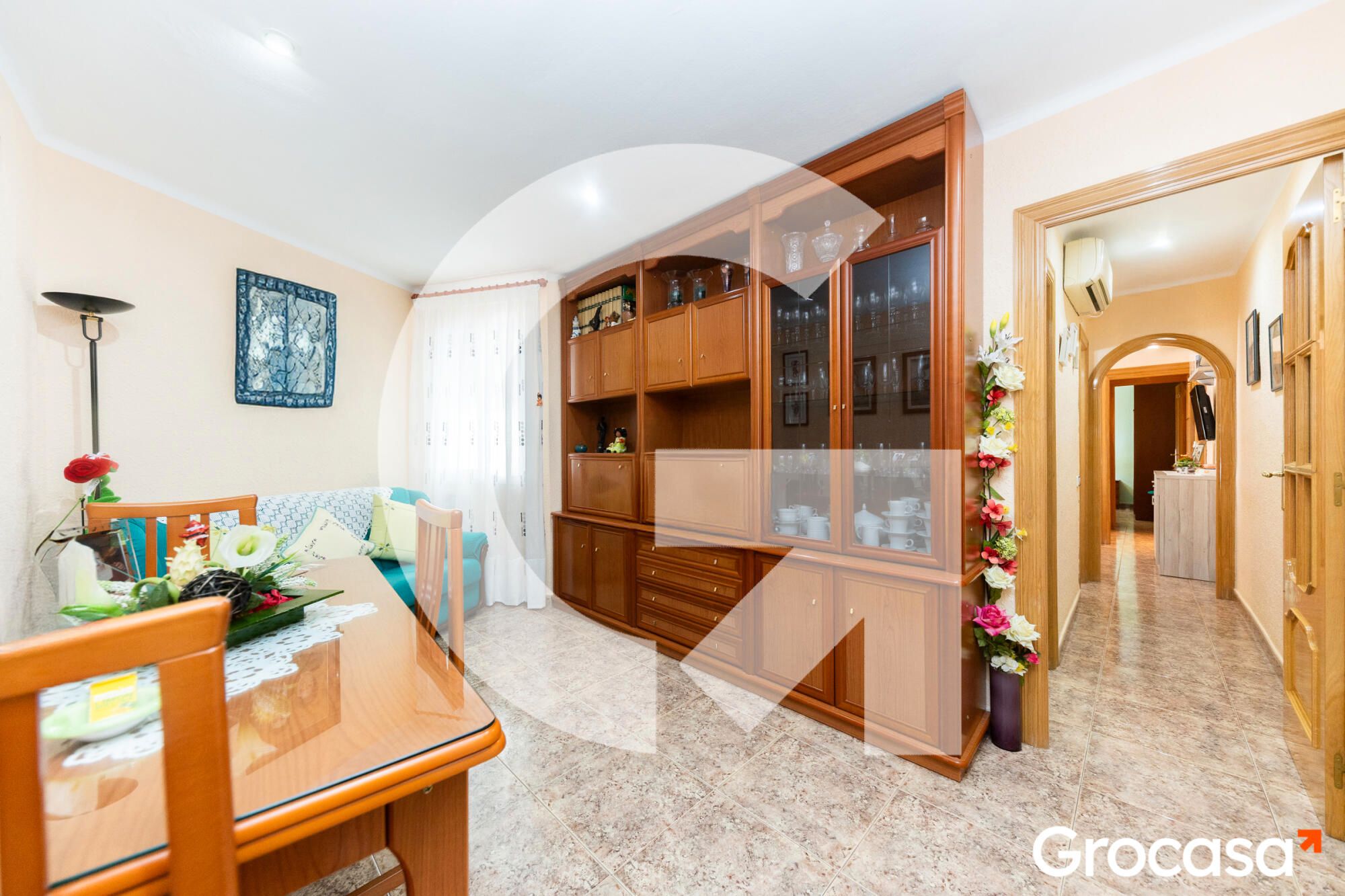 Dining room of Flat for sale in Cornellà de Llobregat  with Air Conditioner, Furnished and Oven