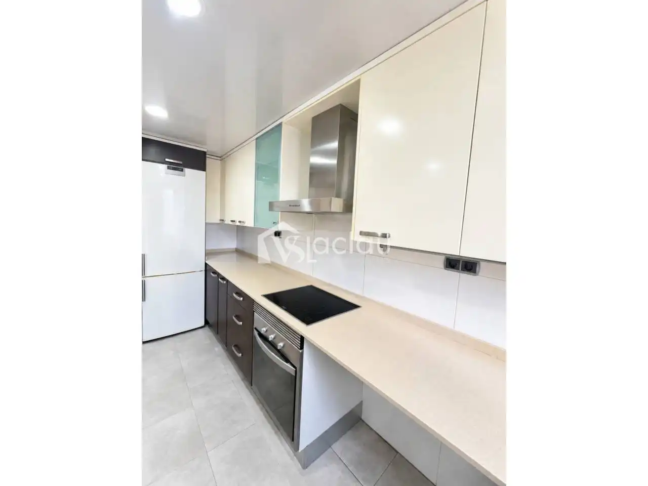 Cocina de Dúplex en venta en Olesa de Montserrat, Barcelona