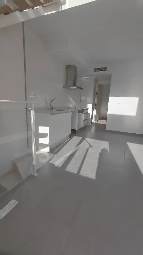 Casa pareada con terraza en venta en Carrer de Xipre, imagen 6