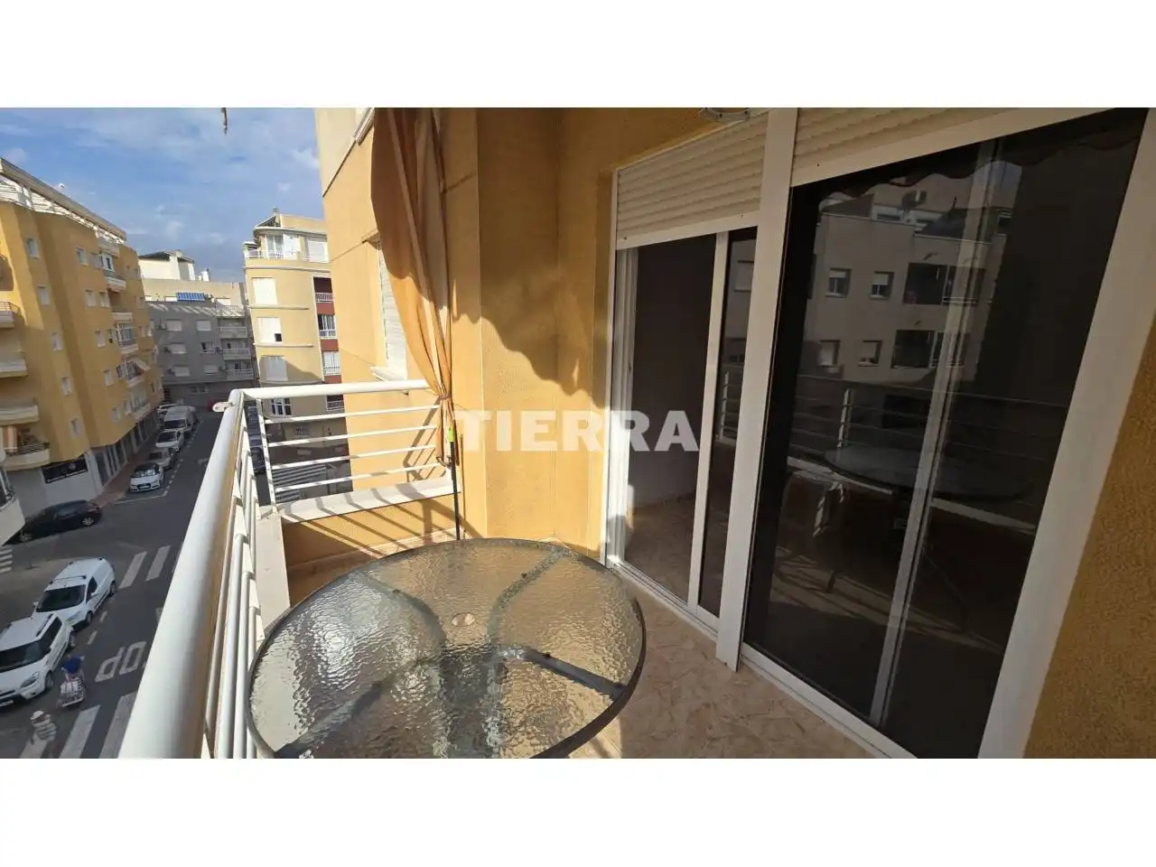 Flat with terrace for sale in Calle almudena, imagen 3