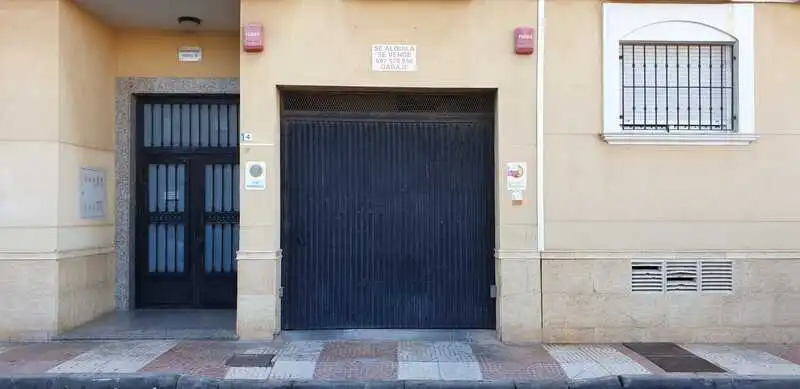 Aparcament amb ascensor en venda a Calle José Isbert, imagen 7