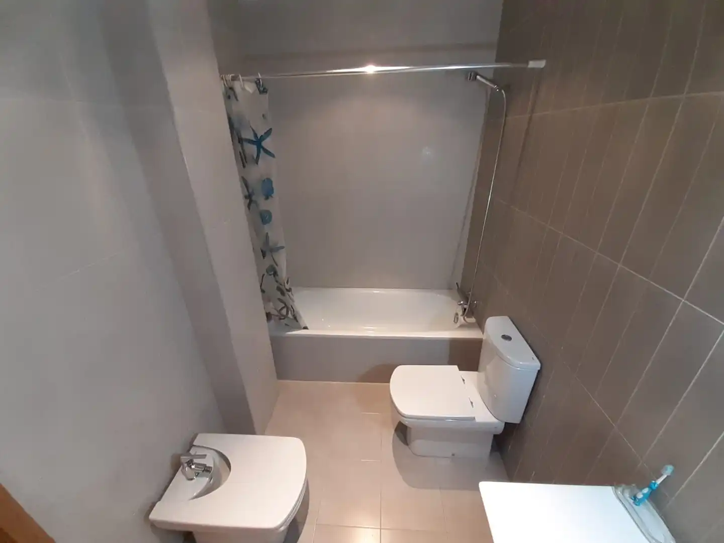 Baño de Apartamento en venta en Morales del Vino con Parquet y Piscina comunitaria